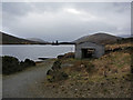 NH1053 : Derelict building, Loch Sgamhain by Richard Dorrell