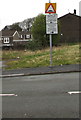 SO1108 : Humps bilingual warning sign, Oakland Terrace, Rhymney by Jaggery