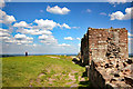 SJ5359 : The Inner Ward and Inner Gatehouse at Beeston Castle by Jeff Buck