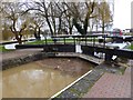 SO8170 : High water level at entrance to Broad Lock (2), Stourport-on-Severn by P L Chadwick