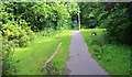 NT2994 : Footpath, Kirkcaldy by Bill Kasman