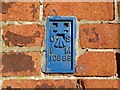 NZ3568 : Flush Bracket Benchmark, Lower Rudyerd Street by Adrian Taylor