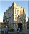 TL8564 : Bury St Edmunds - Abbey Gate & Gatehouse - 3/4 view by Rob Farrow