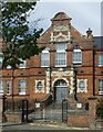 SU1584 : The former Technical School, Victoria Road, Swindon by Alan Murray-Rust