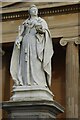 SO8455 : Statue of Queen Victoria by Philip Halling