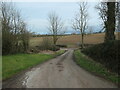 SK1519 : Civil parish boundary at the bottom of Lucepool Lane by Christine Johnstone