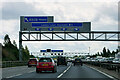 TL0130 : Southbound M1, Sign Gantry at Toddington Junction by David Dixon