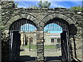 SH2482 : Through a Roman wall to St Cybi's Church, Holyhead by Marathon