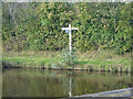 SJ3731 : Wooden Fingerpost, Lower Frankton by Mr Red