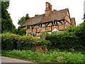 SU6369 : Cottage near Ufton Nervet by Pam Brophy