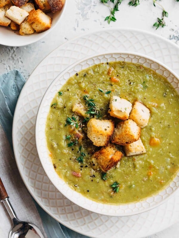 split pea soup with ham and croutons