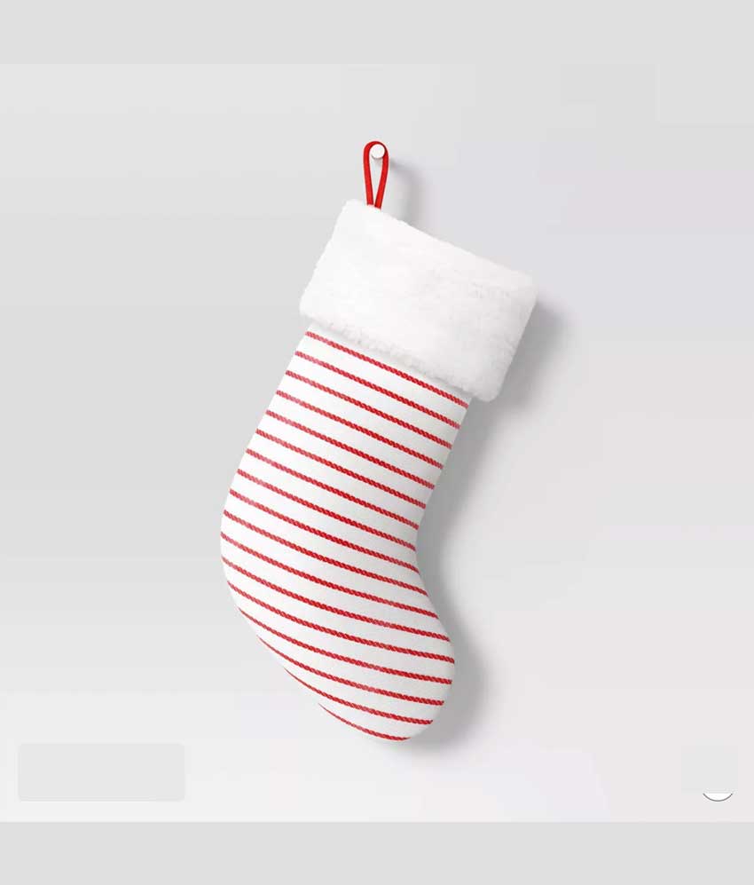 The Prettiest Red & White Minimal Holiday Decorations of the Season