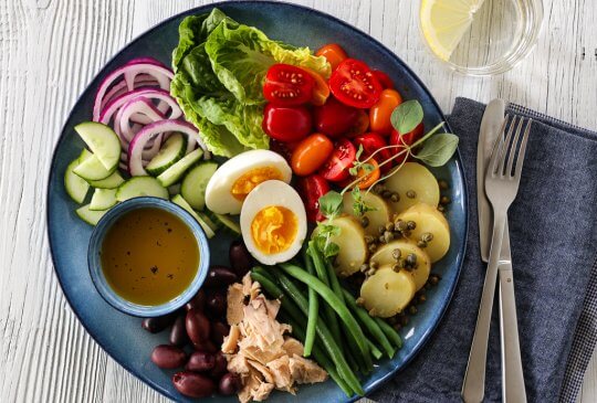 Image: SALADE NIÇOISE – SALAT FRA NICE