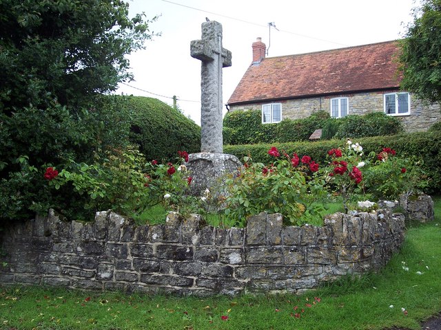 File:War Memorial, Kington Magna - geograph.org.uk - 475357.jpg