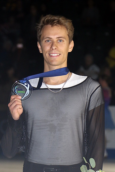 File:Michal Březina at the 2018 Skate America - Awarding ceremony.jpg