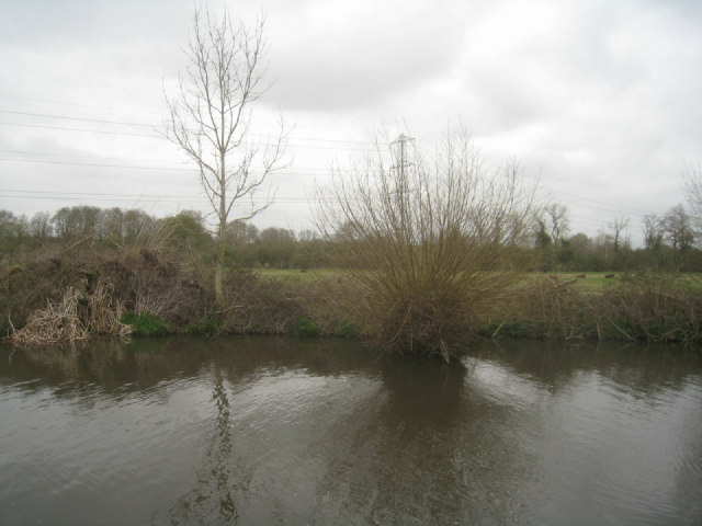 File:Banks of the Kennet ^ Avon - geograph.org.uk - 2943049.jpg