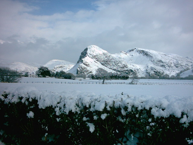 File:Craig yr Aderyn in snow. - geograph.org.uk - 238824.jpg