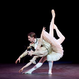 Tamara Rojo en Vadim Muntagirov in Sleeping Beauty, London Coliseum, januari 2013