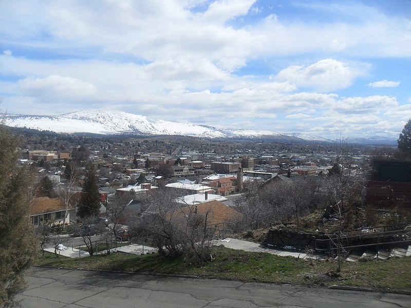 File:Klamath Falls downtown.JPG