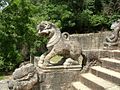 Escultura en pedra del Lleó (apareixia en l'antic bitllet de 10 rupies).