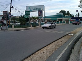 De hoofdweg Autop. Nagua-Samaná in Nagua