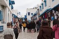 Orang dan turis di Sidi Bou Said