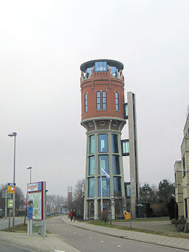 Opvallend verbouwde Watertoren aan de Rijndijk