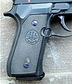 Calcio con guancette in plastica di Beretta mod 92