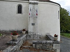 Le monument aux morts.