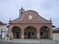 Simbahan-sementeryo ng San Pietro Vecchio.