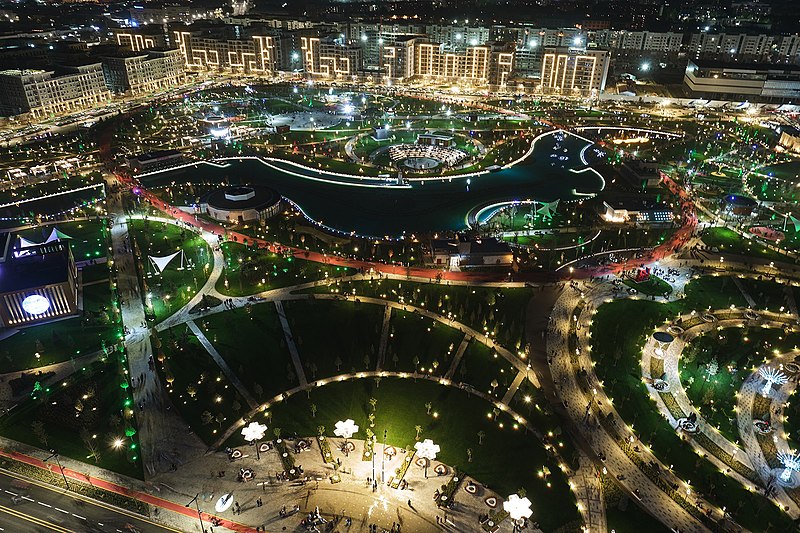 File:Tashkent City Park at night 2019.jpg