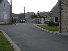 Rouvres-Saint-Jean - Village.jpg