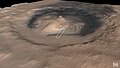 Cràter Gale. Imatge panoràmica composta per MOC i dades de l'altímetre làser de la MGS. Crèdit NASA/JPL.MSSS