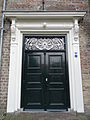 Entree aan de Raadhuisstraat