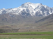 کوه جهان بین شهر هفشجان.JPG