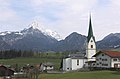 Pfarrkirche, Scheffauer im Hintergrund