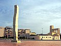 Dan il-monument jirrifletti l-forma tal-peniżola Dakhla.