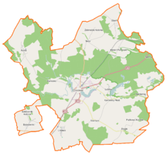 Mapa konturowa gminy Chociwel, w centrum znajduje się punkt z opisem „Cmentarz żydowski w Chociwlu”