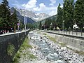 Il torrente Frejus (o Merdovine) lungo la via Einaudi