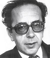 Ismail Kadaré 1990-luvulla.