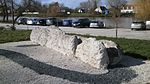 Vestiges de l'aqueduc exposés à Véretz.