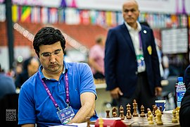 Kramnik Vladimir getting his tea (28956973443).jpg