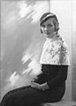 Q462574 Diana Mitford op 27 januari 1932 geboren op 17 juni 1910 overleden op 11 augustus 2003