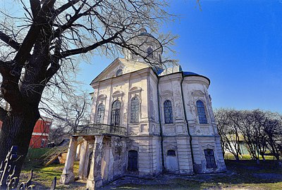 В ніжинській церкві Івана Богослова (1757, арх. Григорович-Барський Іван Григорович ) помітний перехід від бароко до класицизму