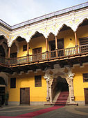 Palacio de Torre Tagle, Lima, Peru (1715–1735[48]), Balkoni Lime