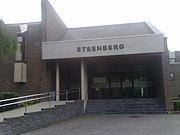 Bibliotheek van Erpe-Mere, op Steenberg te Bambrugge