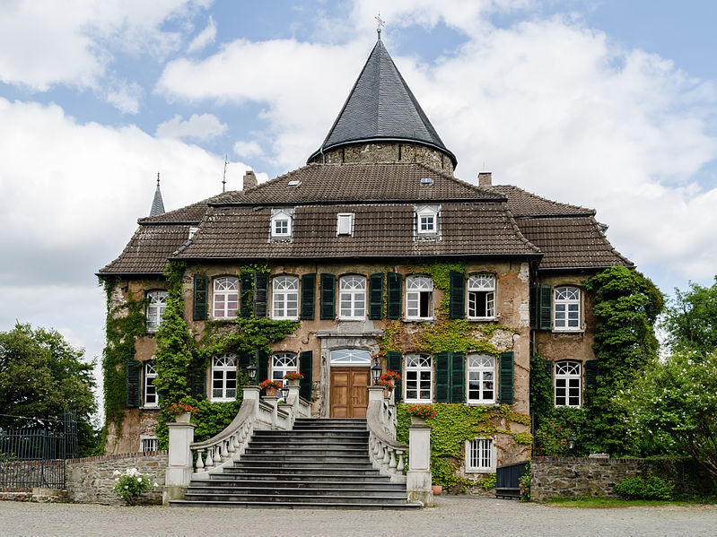 File:Schloss-Linnep-Vorderansicht.jpg