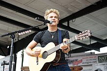 Hunter Hayes bernyanyi di Frederick, Maryland 2012