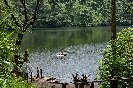 https://commons.wikimedia.org/wiki/File:L._Baleng.jpg. Photograph: MEKEM Z. Prosper