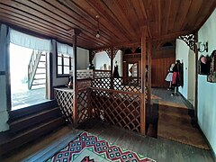 Ethnographic Museum of Gjirokaster 11.jpg